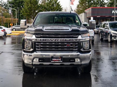 Used 2020 Chevrolet Silverado 2500 LTZ w/ LTZ Premium Package image 3