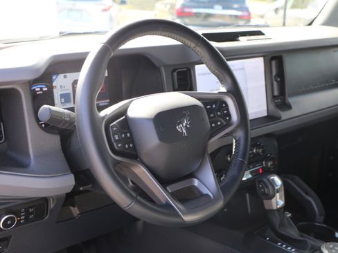 Used 2024 Ford Bronco Big Bend AWD/4WD image 16