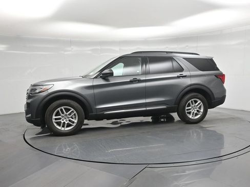 Certified 2025 Ford Explorer Active AWD/4WD image 28