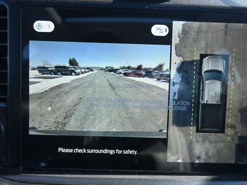 New 2026 Ford F250 Lariat w/ Black Appearance Package image 57