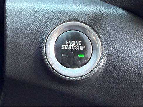 Used 2023 GMC Terrain SLE w/ Driver Convenience Package AWD/4WD image 26