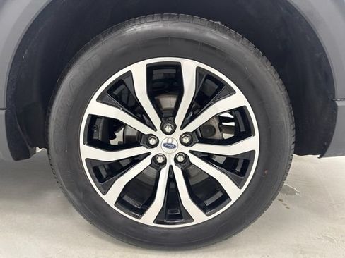 Used 2025 Ford Explorer ST-Line AWD/4WD image 35