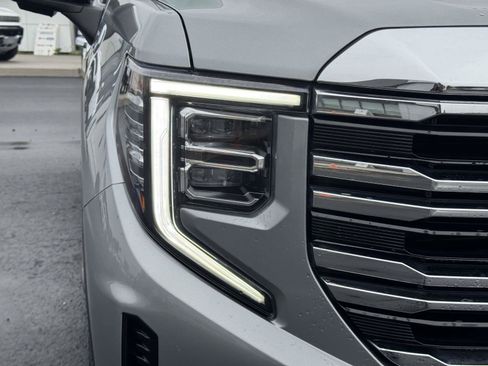 Used 2024 GMC Sierra 1500 SLT w/ SLT Premium Plus Package AWD/4WD image 5