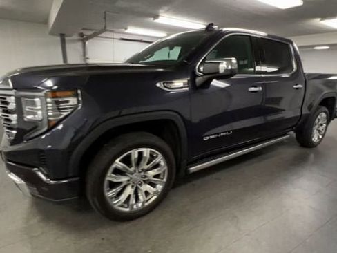 Used 2024 GMC Sierra 1500 Denali w/ Denali Reserve Package image 4