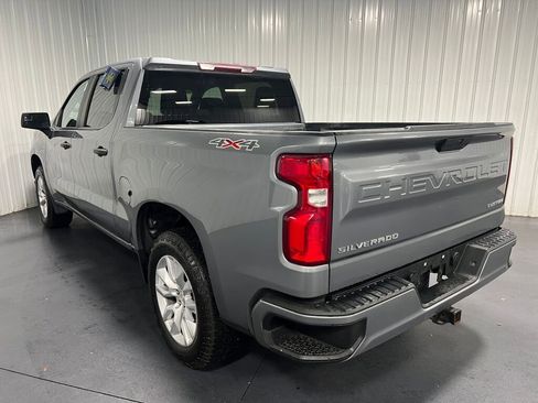 Used 2020 Chevrolet Silverado 1500 Custom w/ Custom Value Package image 13