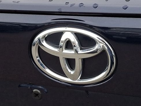 Certified 2022 Toyota RAV4 XLE image 31