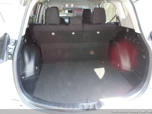Used 2016 Toyota RAV4 LE FWD image 20