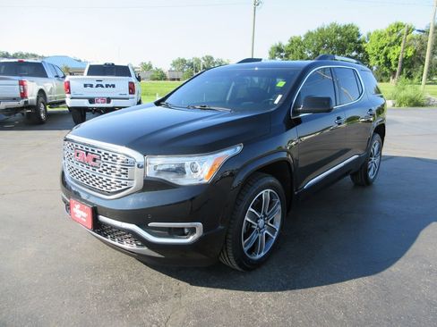 Certified 2019 GMC Acadia Denali AWD/4WD image 12
