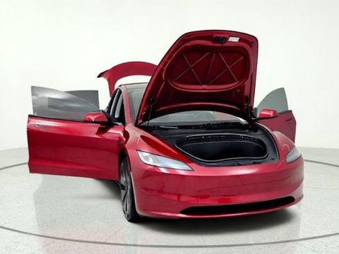 Used 2025 Tesla Model 3 RWD image 12