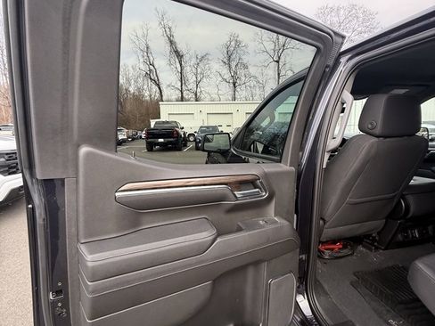 Used 2023 Chevrolet Silverado 1500 LT image 13