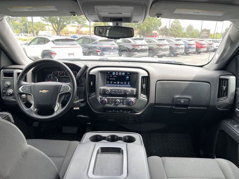 Used 2018 Chevrolet Silverado 1500 LT w/ LT Fleet Convenience Package AWD/4WD image 23
