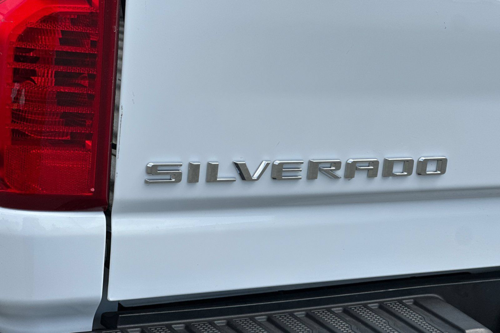 Used 2024 Chevrolet Silverado 2500 Custom w/ Custom Value Package AWD/4WD image 26