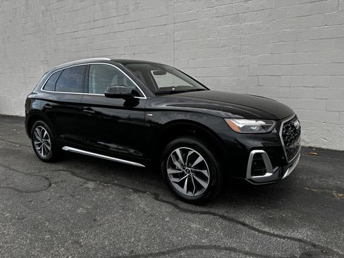 Used 2023 Audi Q5 2.0T Premium Plus w/ Premium Plus Package image 6
