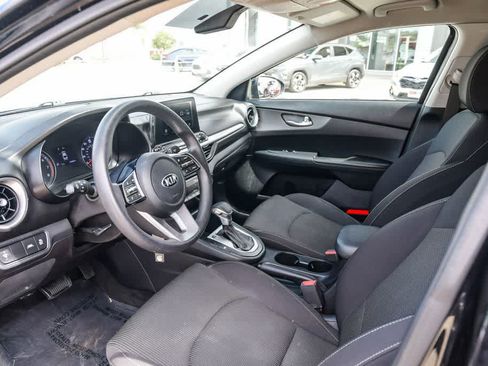 Used 2019 Kia Forte LXS FWD image 16