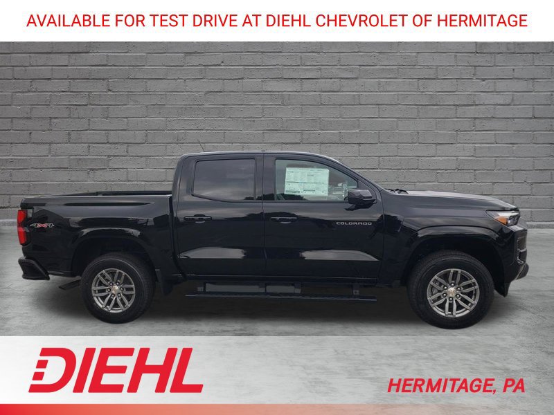 New 2026 Chevrolet Colorado LT w/ LT Convenience Package AWD/4WD image 2