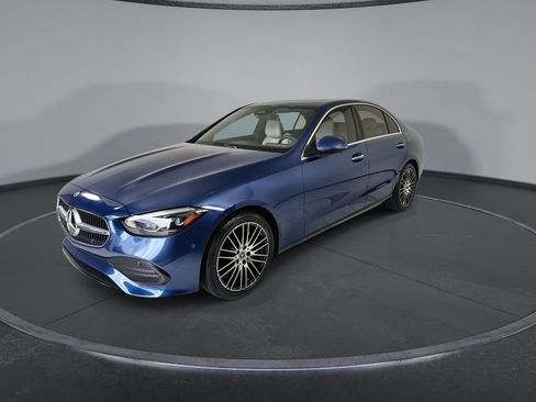 Used 2023 Mercedes-Benz C 300 Sedan image 4