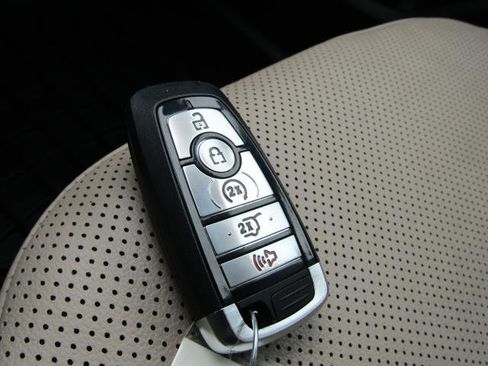 Certified 2021 Ford Escape Titanium image 26