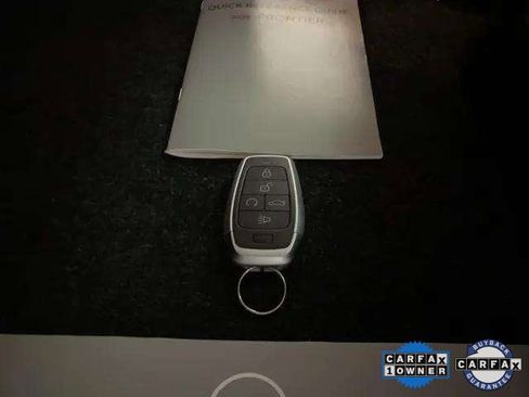 Used 2025 Nissan Frontier SV image 99