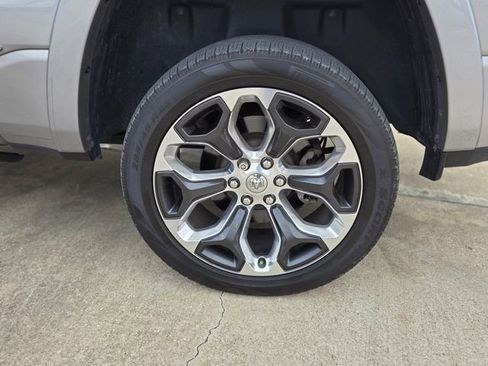 Used 2022 RAM 1500 Limited image 12