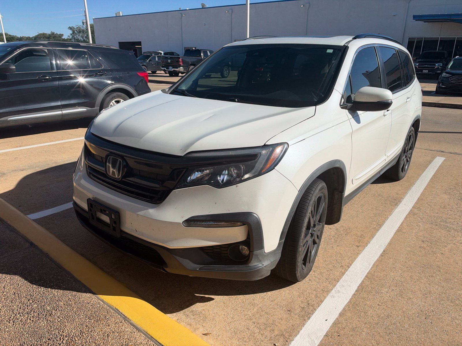 Used 2021 Honda Pilot Special Edition image 3
