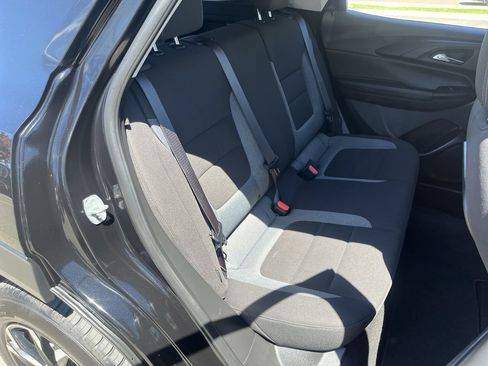 Used 2023 Chevrolet TrailBlazer LT FWD image 23