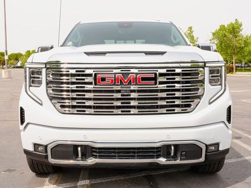 New 2026 GMC Sierra 1500 Denali image 4