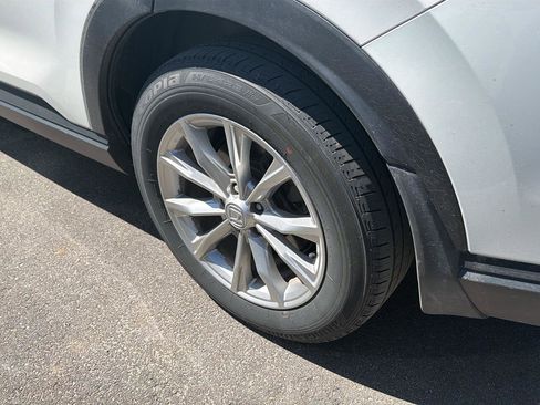 Used 2024 Honda CR-V EX image 10