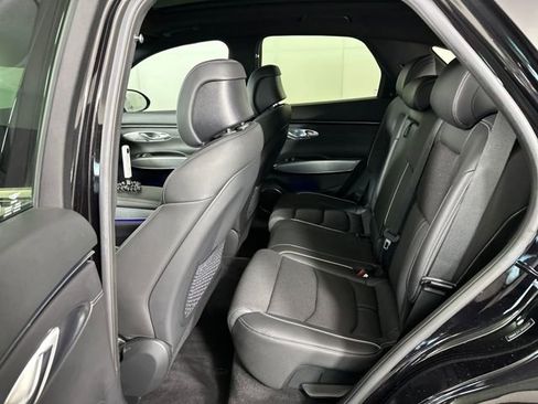 Used 2024 Genesis GV70 3.5T Sport image 25