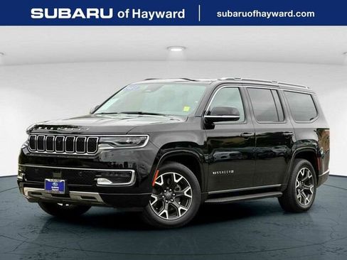 Used 2023 Jeep Wagoneer Series III w/ Convenience Group I AWD/4WD image 1