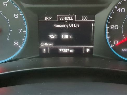 Used 2020 Chevrolet Equinox LS w/ LS Convenience Package image 29