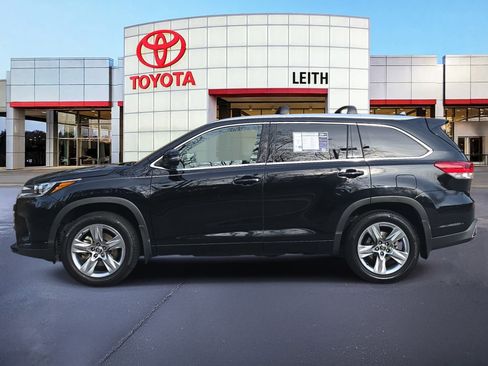 Used 2018 Toyota Highlander Limited image 8