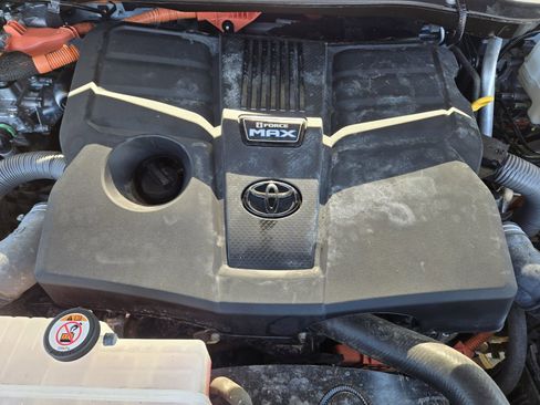 Used 2023 Toyota Sequoia Limited image 36