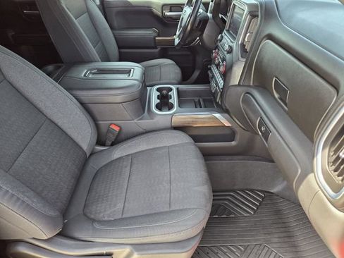 Used 2021 Chevrolet Silverado 1500 LT Trail Boss w/ Convenience Package II AWD/4WD image 14