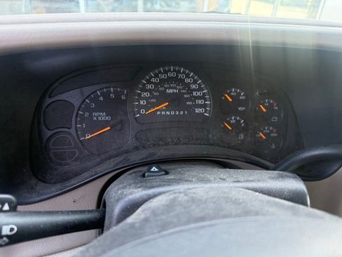 Used 2006 Chevrolet Suburban Z71 w/ Z71 Preferred Equipment Group AWD/4WD image 10