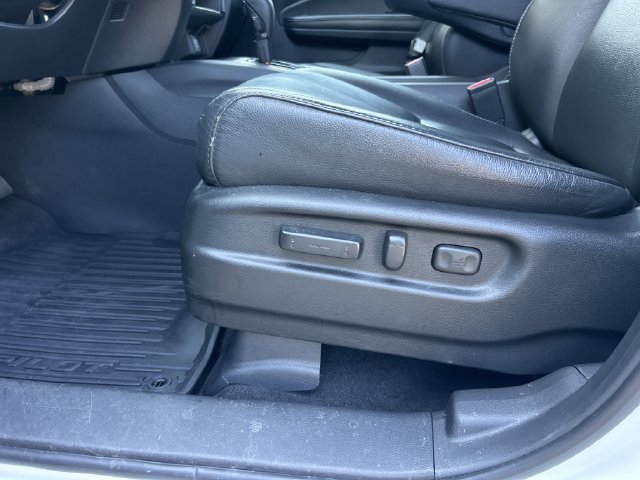 Used 2017 Honda Pilot EX-L image 12
