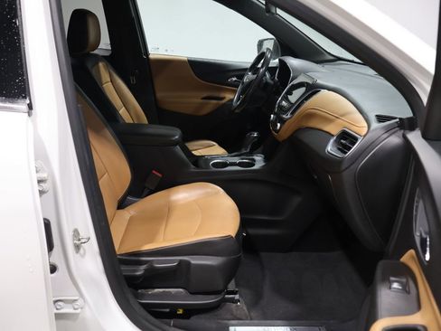 Used 2019 Chevrolet Equinox Premier image 24