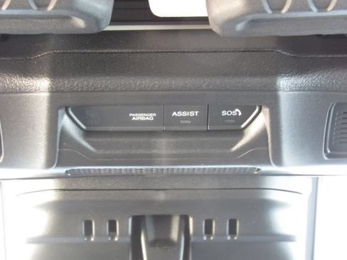 Used 2024 Jeep Wrangler Unlimited Sport AWD/4WD image 24