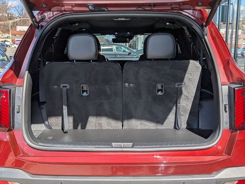 Used 2024 Kia Sorento SX Prestige image 8