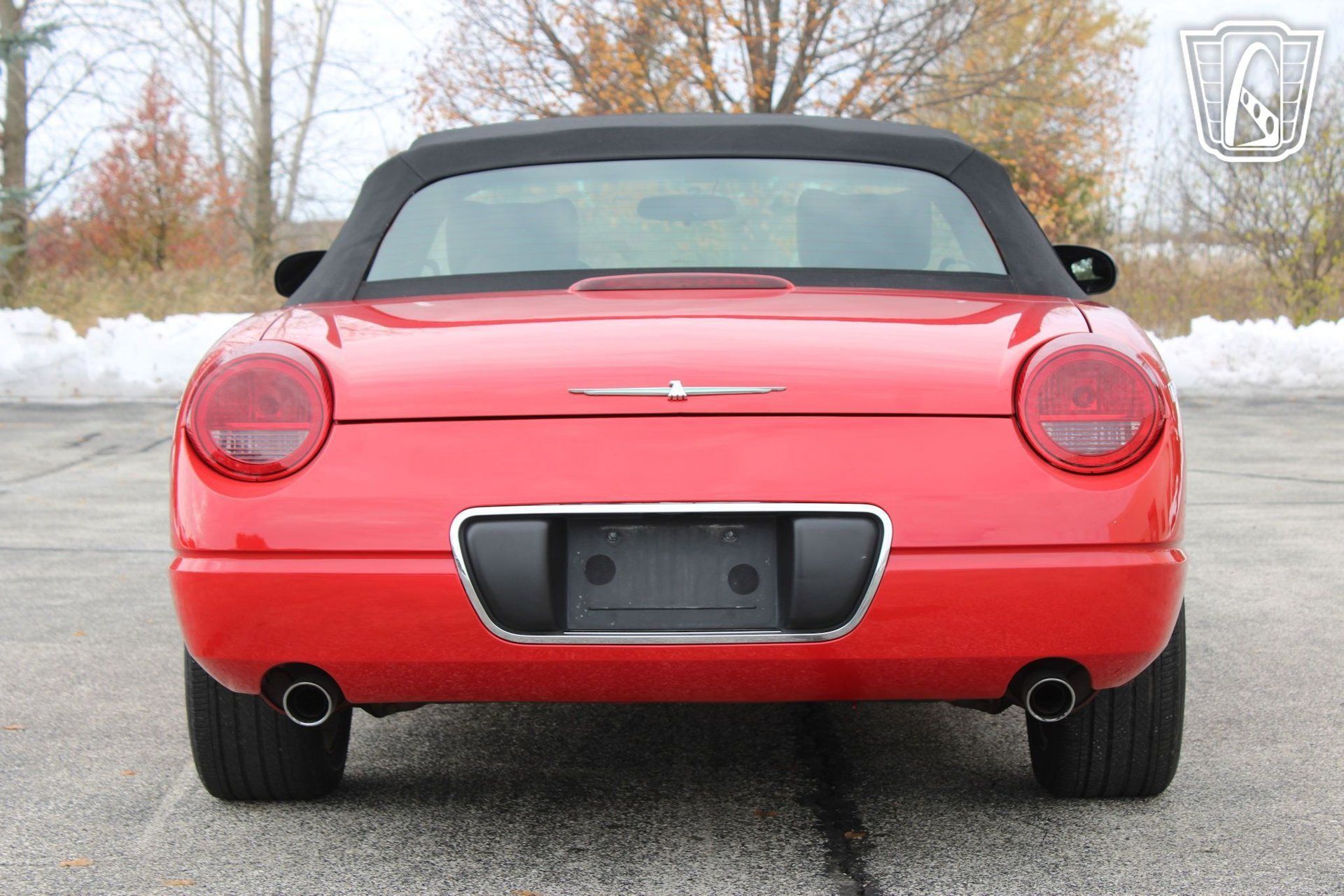 Used 2002 Ford Thunderbird RWD image 9