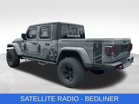 Used 2021 Jeep Gladiator Sport AWD/4WD image 4