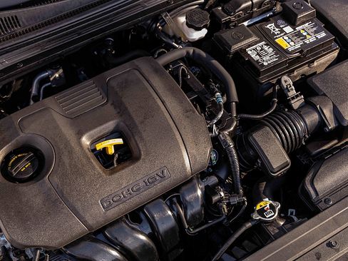 Certified 2023 Kia Forte LXS w/ LXS Technology Package image 28