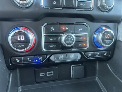 Used 2023 GMC Yukon SLT image 20