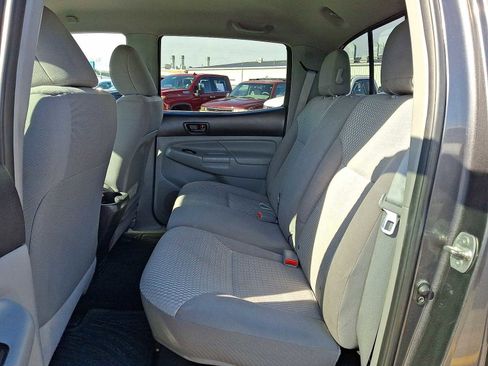 Used 2012 Toyota Tacoma 4x4 Double Cab image 27