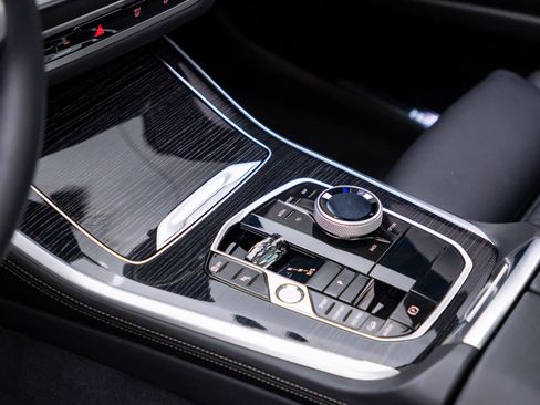 Certified 2026 BMW X5 M60i AWD/4WD image 13