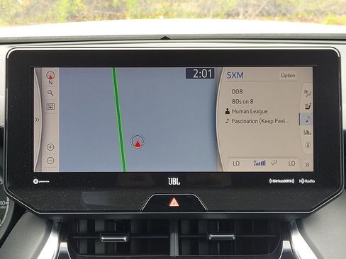 Used 2021 Toyota Venza XLE image 18