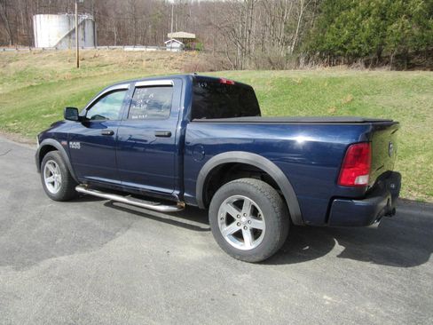 Used 2014 RAM 1500 Express image 5