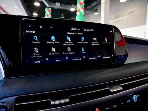 Used 2023 Hyundai Palisade SEL FWD image 38