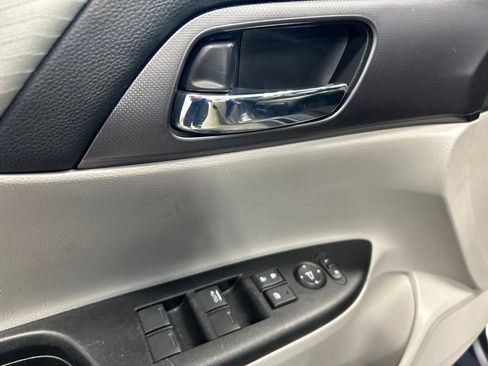 Used 2015 Honda Accord LX image 20