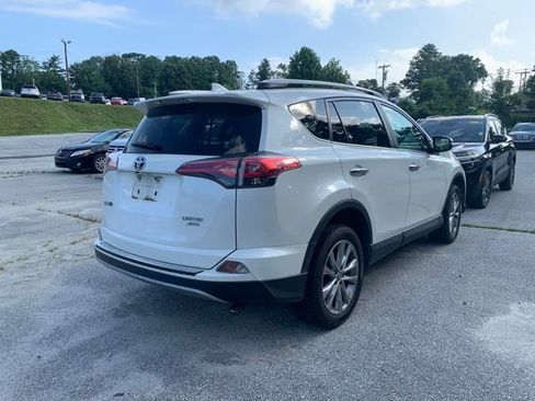 Used 2017 Toyota RAV4 Limited AWD/4WD image 8