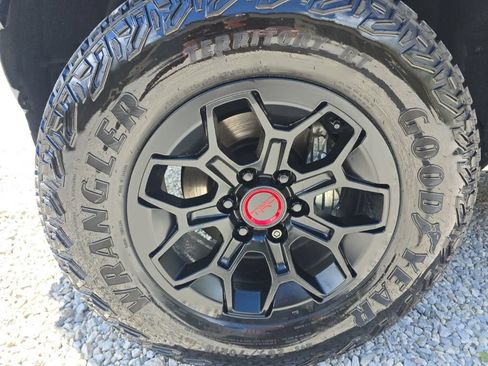 Certified 2026 Toyota Tacoma TRD Pro AWD/4WD image 10